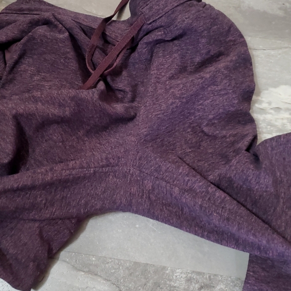 Lululemon Ready To Rulu Pant. 28" Inseam. Heathered Arctic Plum. Size 6. - Picture 11 of 14